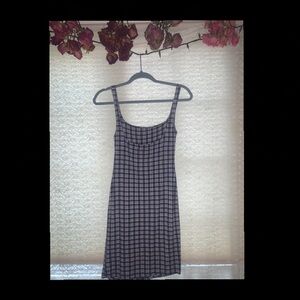 XS spring urban outfitters dress, hardly worn.